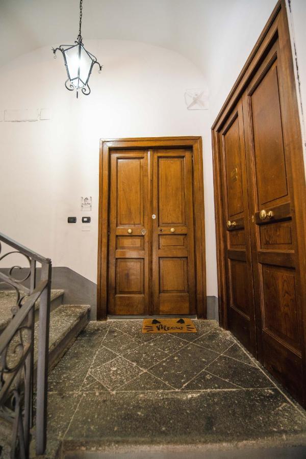 Arco Dei Pinto Bed & Breakfast Salerno Luaran gambar